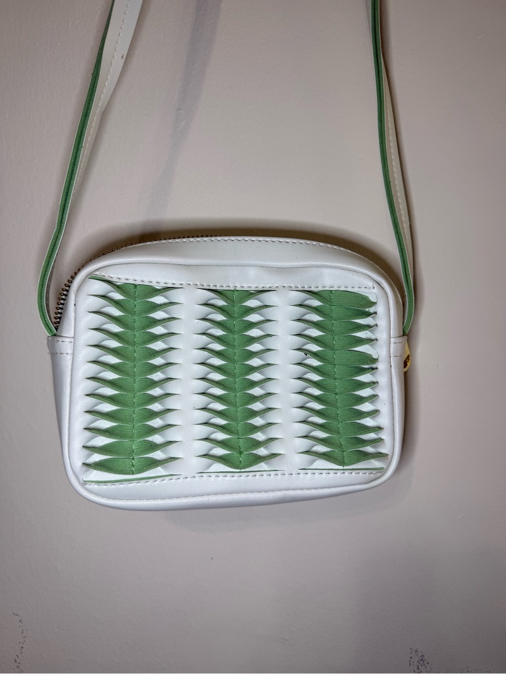 Steve Madden White Crossbody - Picture 3 of 4